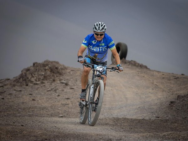 Découvrez le jeu de cornhole : amusement et stratégie !